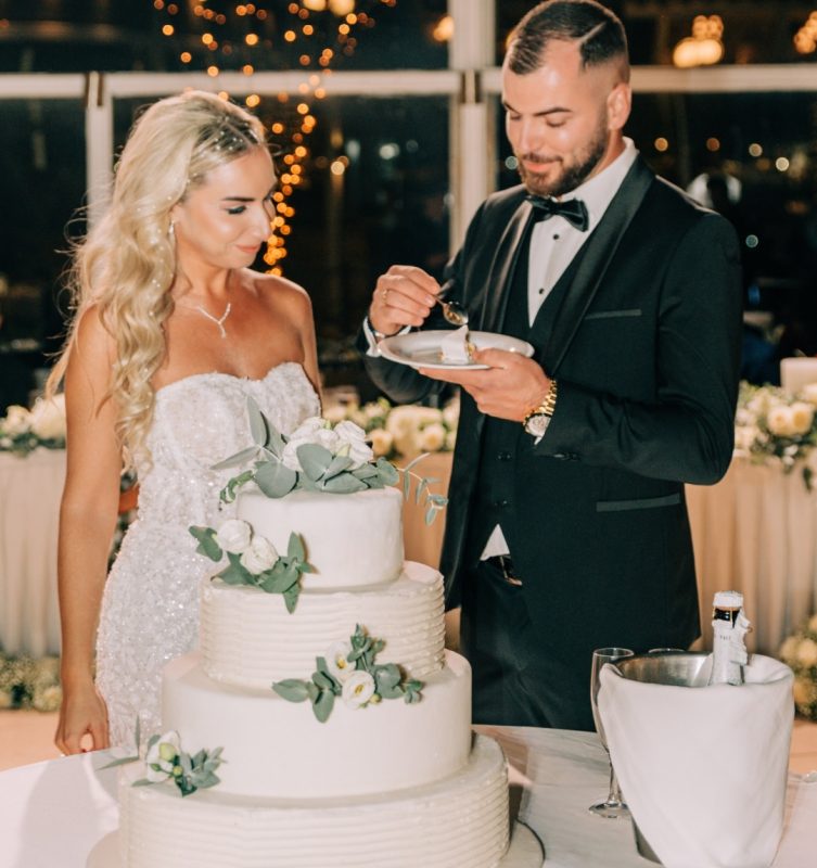 τουρτα γαμου με λουλούδια