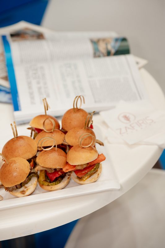 Finger food και εταιρικό catering υψηλών προδιαγραφών σε διεθνή έκθεση