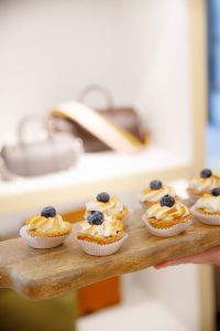 Finger food με blueberries και κρεμώδη γέμιση